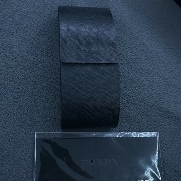 Prada Symbole sunglasses - Picture 6 of 6